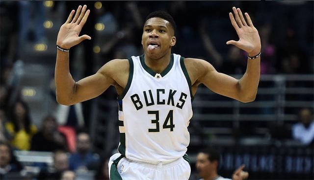 北京市足协贺信：国安用金灿灿的奖杯回应了首都广大球迷的期待（北京足协发贺信：国安以金杯兑现首都球迷的期盼）