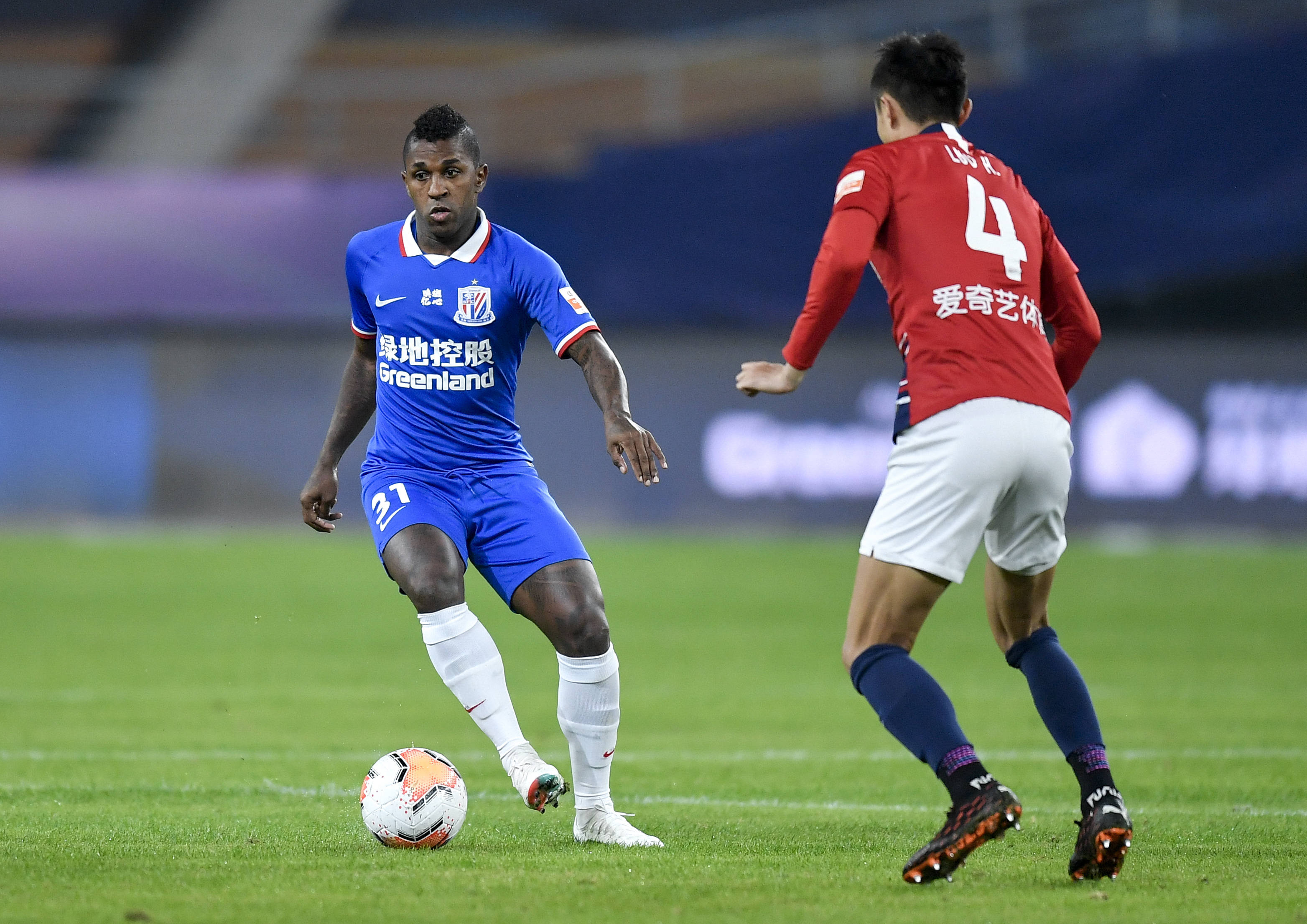 带队两战全胜夺得冠军，穆斯卡特当选中超11月最佳教练（两连胜捧杯，穆斯卡特获评中超11月最佳主帅）