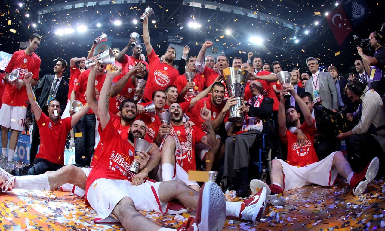 B席：在伯纳乌球场比赛并不容易，姆巴佩缺席对比赛影响不大（B席：伯纳乌作战向来艰难，姆巴佩缺阵影响有限）