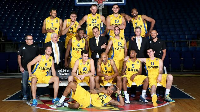 TA跟队：姆巴佩和卡马文加没有参加皇马今天的训练（TA随队记者：姆巴佩与卡马文加缺席皇马今日训练）