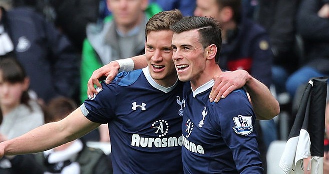 Shams：雄鹿愿与字母哥探讨留队或交易可能性，尼克斯不再是首选下家