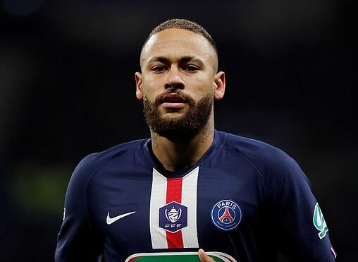 太阳报：麦克托米奈领意甲最佳球员奖，被女友透视着装抢风头（太阳报：麦克托米奈加冕意甲最佳，女友透视穿搭抢尽风头）