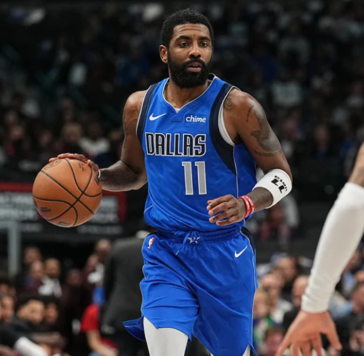 美加墨世界杯分组出炉：姆巴佩哈兰德死亡之组，梅西C罗上上签（美加墨世界杯抽签揭晓：姆巴佩、哈兰德落入死亡之组，梅西、C罗喜得上上签）