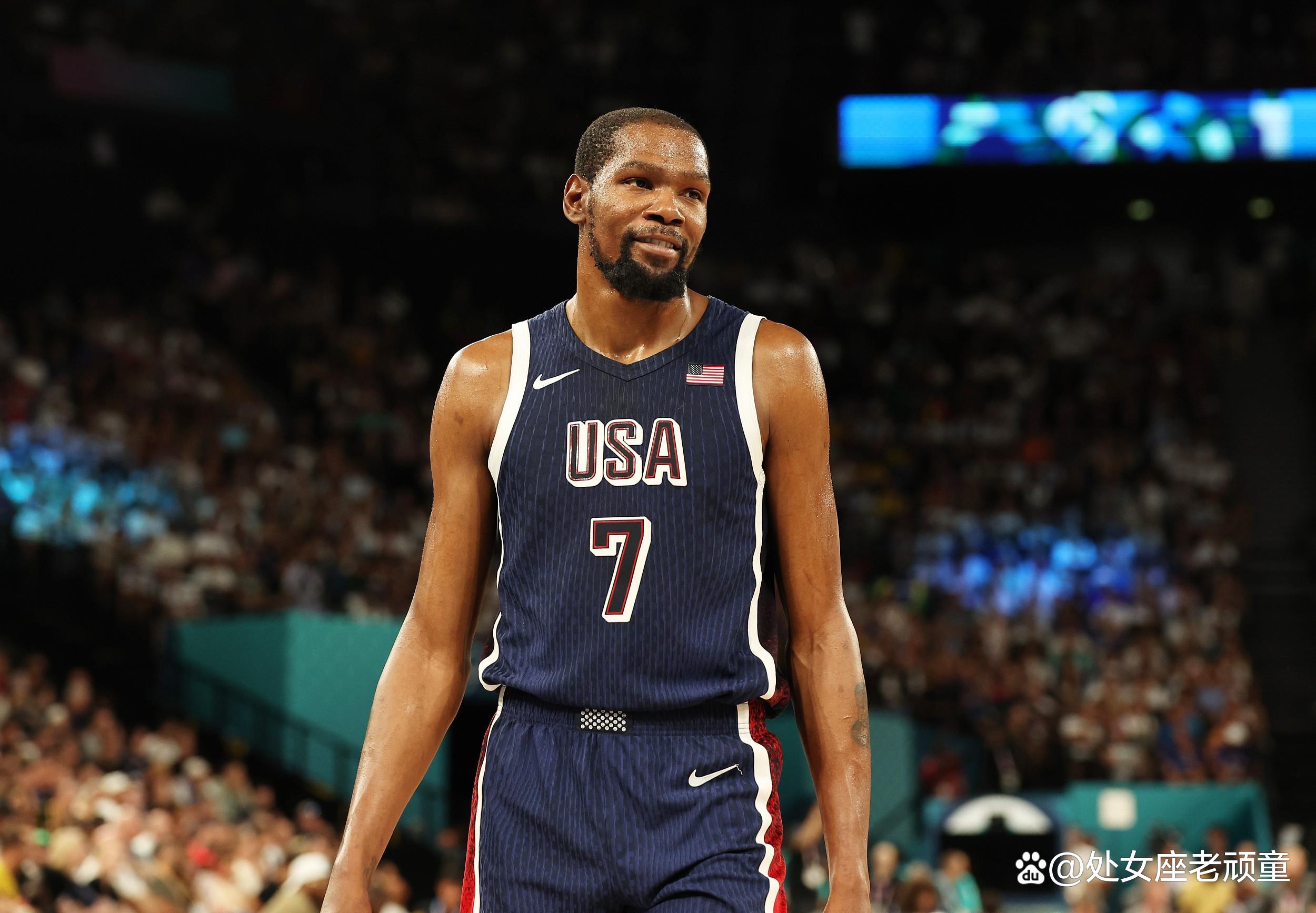 德天空：那不勒斯想签弗赖堡中场曼赞比顶替受伤的德布劳内（德天空：那不勒斯欲引进弗赖堡中场曼赞比，填补德布劳内伤缺）