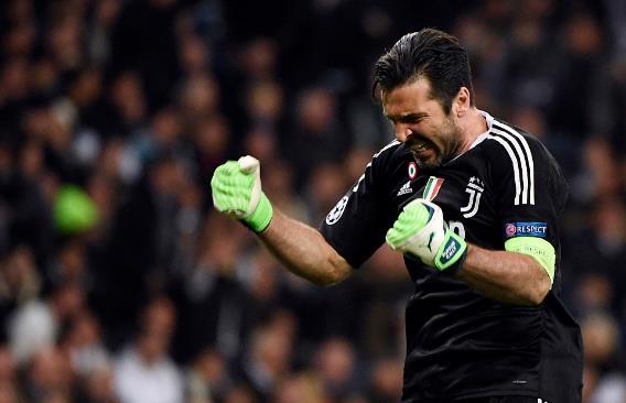 B费vs狼队全场数据：2球1助攻，5次关键传球但丢失19次球权（B费战狼队：梅开二度+1助攻，5次关键传球亦有19次丢失球权）