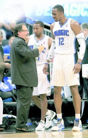 早报：斯洛特1-1萨拉赫（晨报：斯洛特与萨拉赫1-1握手言和）