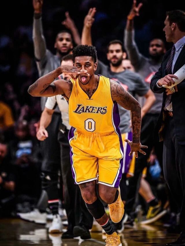 曼城斯特林关键进球锁定三分（斯特林致胜一击助曼城全取三分）