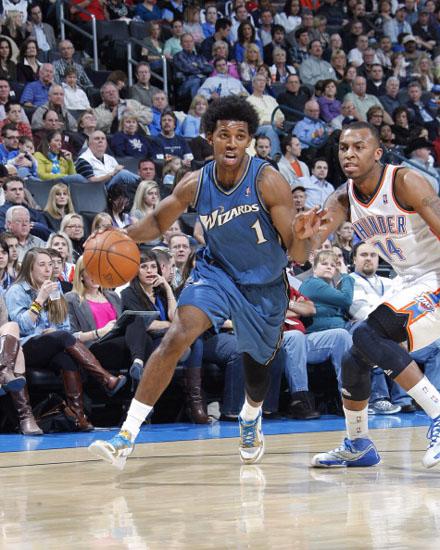 媒体人：某直播平台获得新赛季CBA版权，将直播部分场次（媒体人士称某直播平台已拿下新季CBA版权 将直播部分比赛场次）