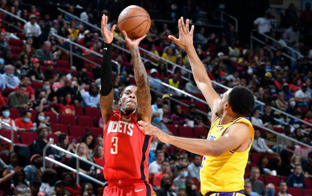 西班牙人vs塞维利亚：基克-加西亚、卡夫雷拉首发，贾努扎伊、索乌出战（西班牙人迎战塞维利亚：基克-加西亚、卡夫雷拉先发，贾努扎伊、索乌登场）